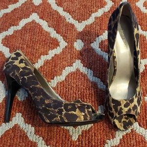 Leopard heel